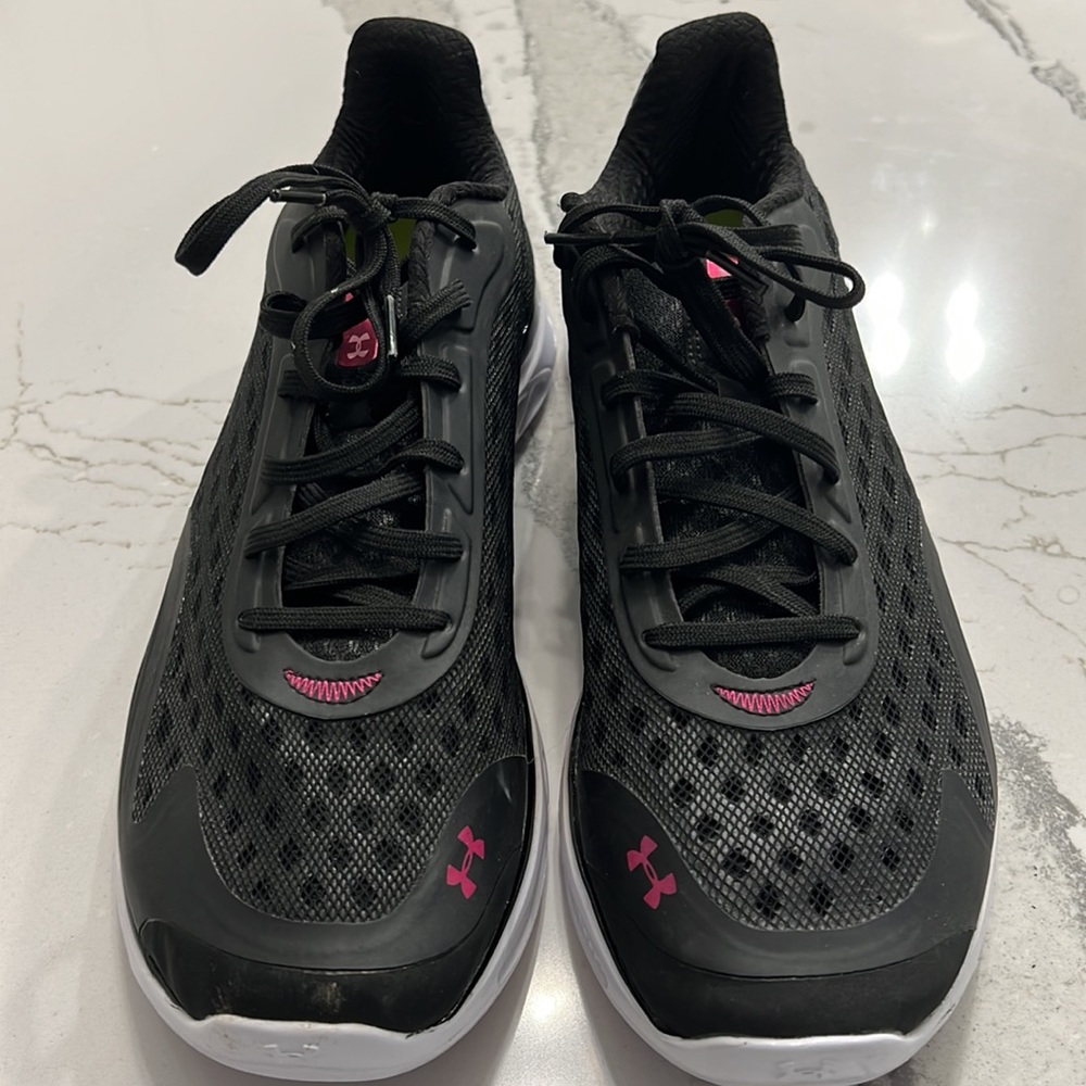 under armour mens running shoes